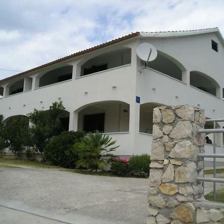 Apartmani Vibovec Lana 305 Лопар Екстер'єр фото